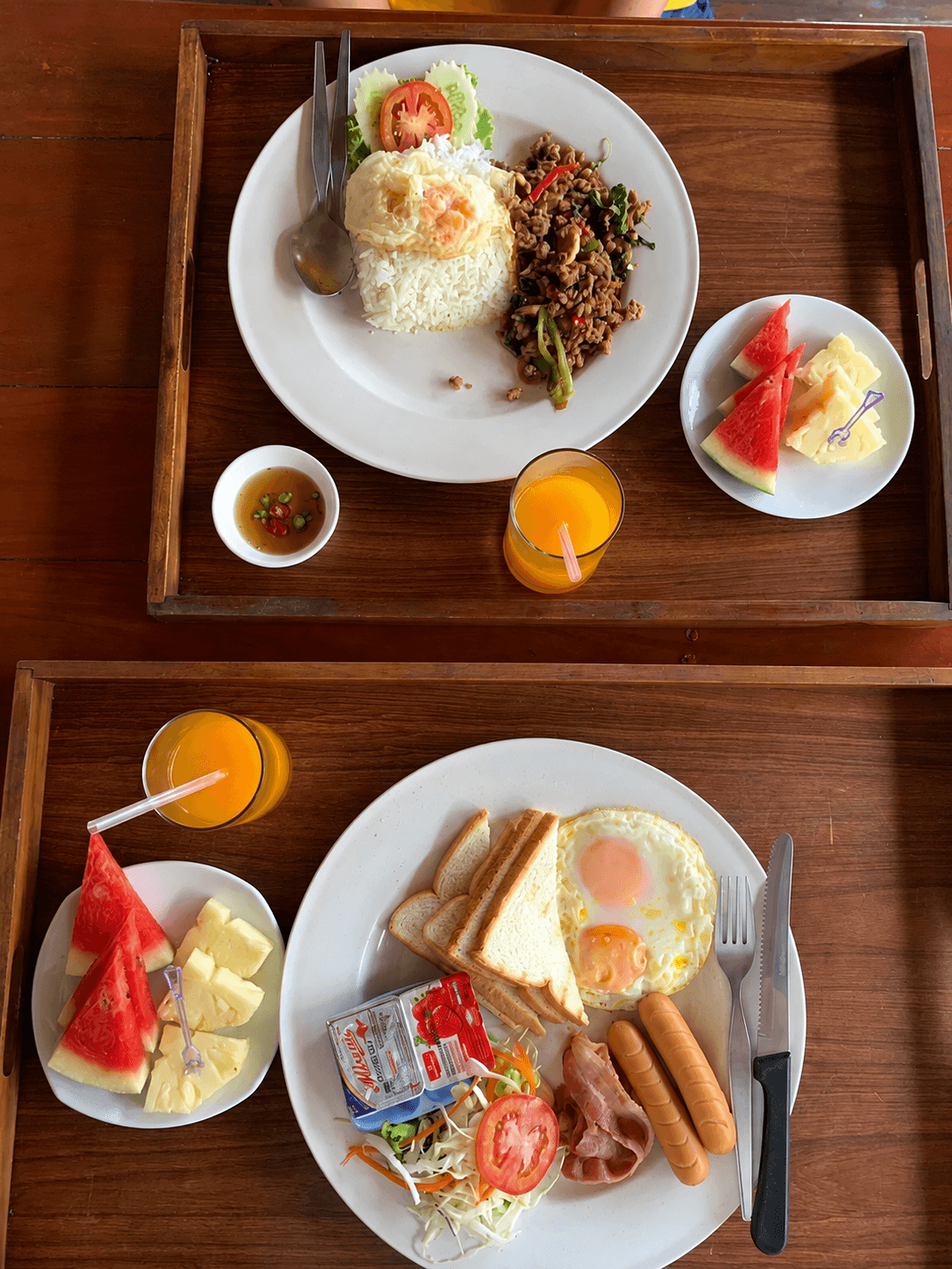 Breakfast tray at Tiennara Restaurant