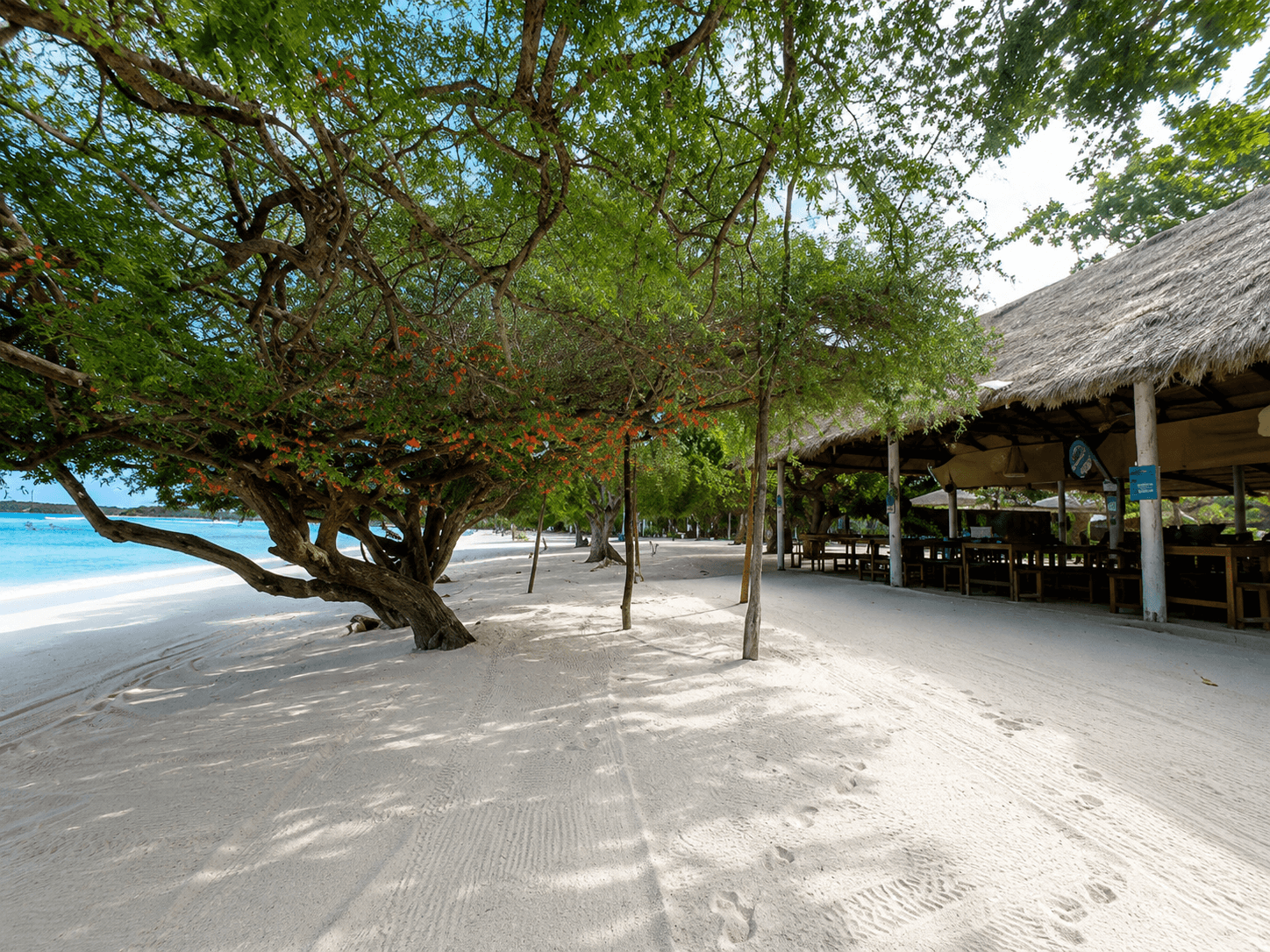 Path to the restaurant along Tien Beach, Tiennara Resort